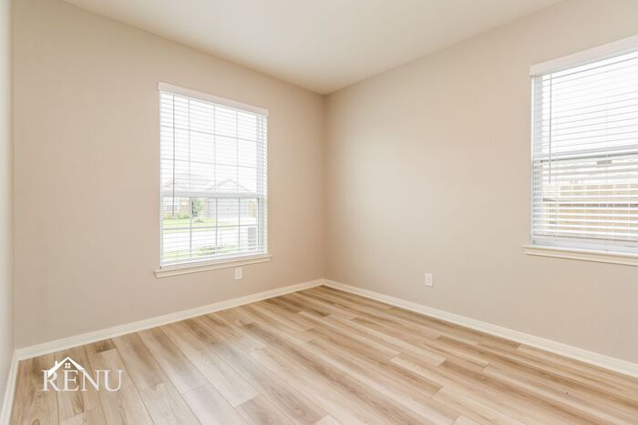 Building Photo - 25393 Cypress Bend Dr