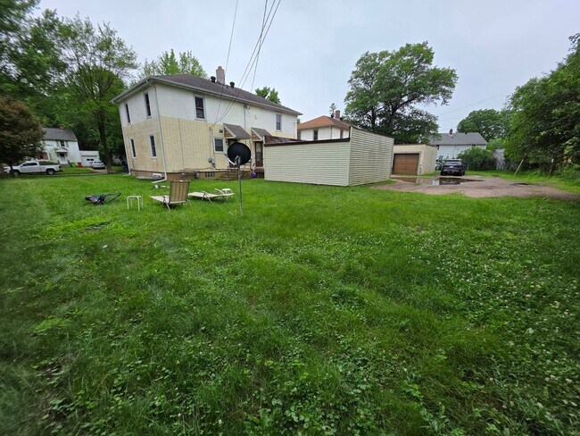 Building Photo - 626-628 Ripley Ave