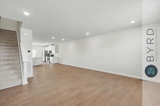 Building Photo - 231 Golden Haze Aly