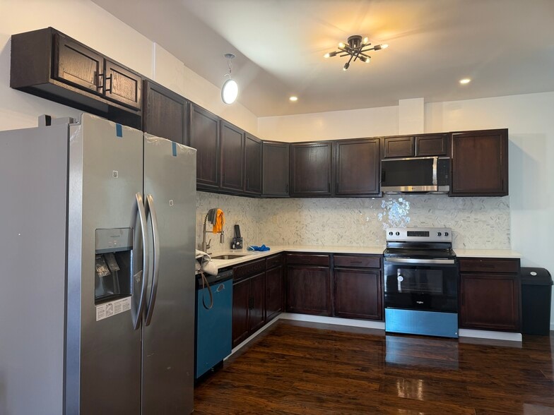 Building Photo - 1438 Ferndale Ave