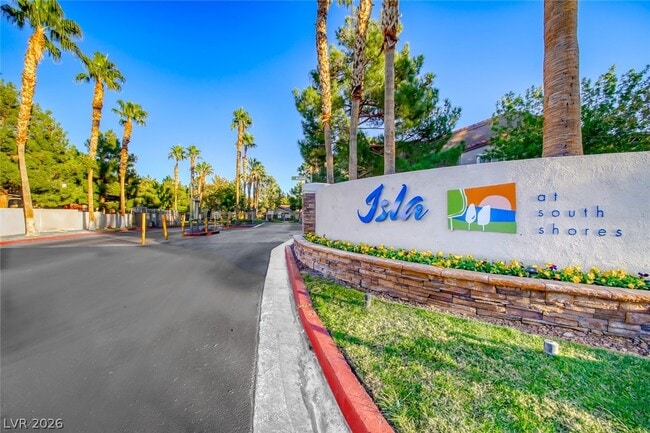 Building Photo - 2101 Blue Breeze Dr