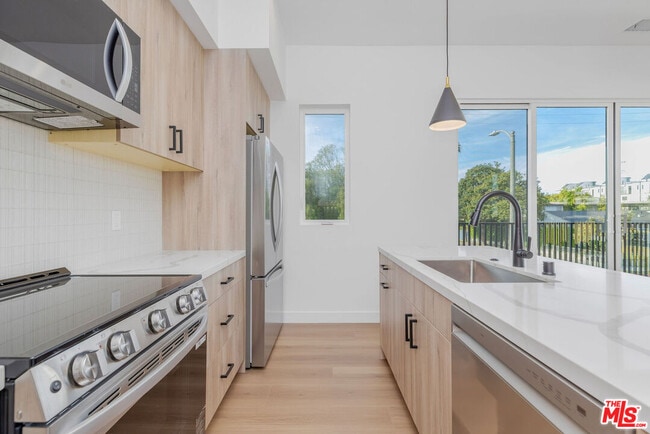 Building Photo - 3841 Wade St