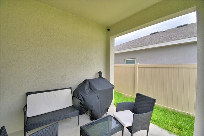Building Photo - 691 Campo Ln
