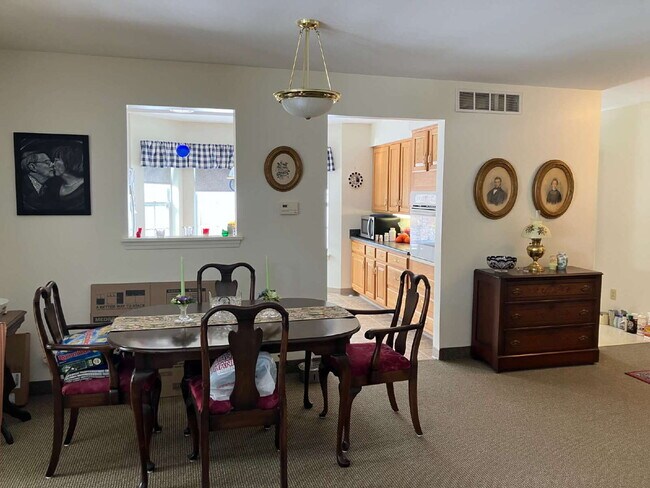 Building Photo - 3 Bedroom/Office 1.5 bath in the Village of Fairport - Available May 2026! $3,050/month