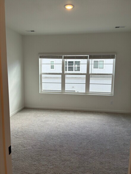 Building Photo - 2795 Eddystone Wy