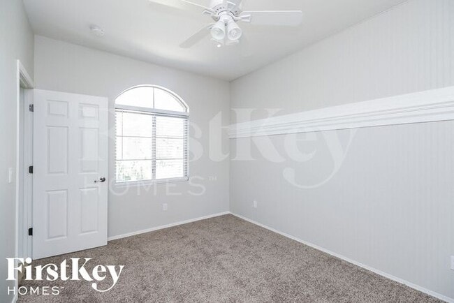 Building Photo - 3767 E Stampede Dr