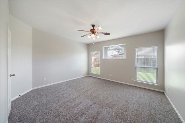 Building Photo - 5602 Beaver Pass Ln