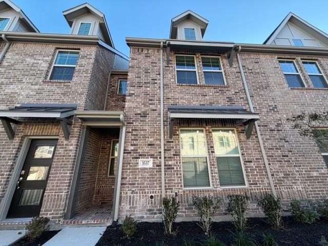 Building Photo - 3537 Treasure Dr