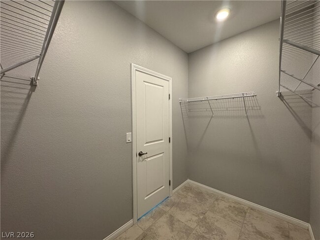 Building Photo - 7490 Lush Oasis Ave.