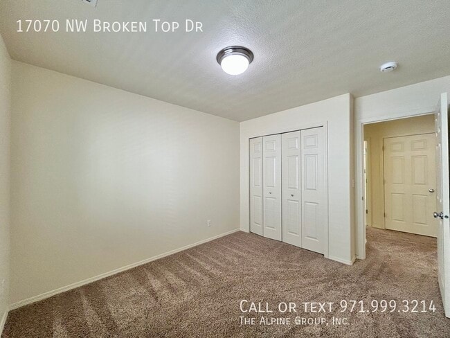 Building Photo - 17070 NW Broken Top Dr
