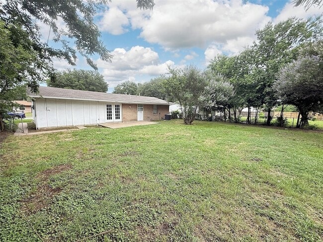 Building Photo - 3627 Flamingo Way