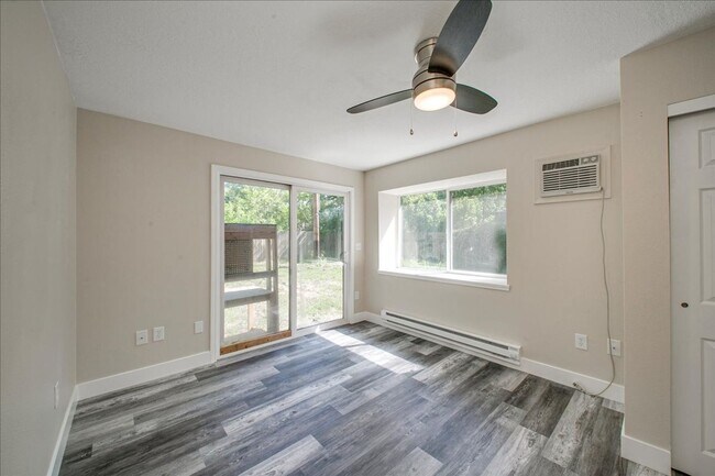 Building Photo - Newly Remodeled Boise Bench Duplex