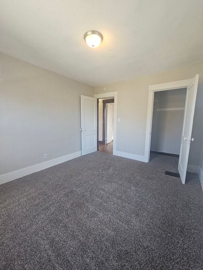 Building Photo - There is a $25 fee for the application and everyone over 18 needs to fill out their own application.