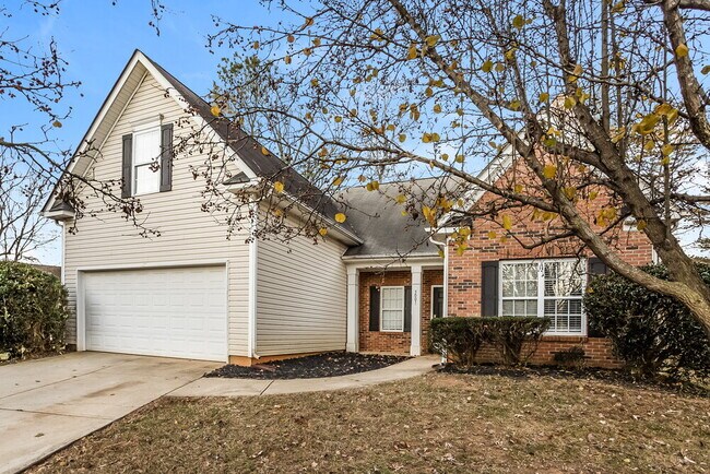 Building Photo - 5001 Shocco Ln