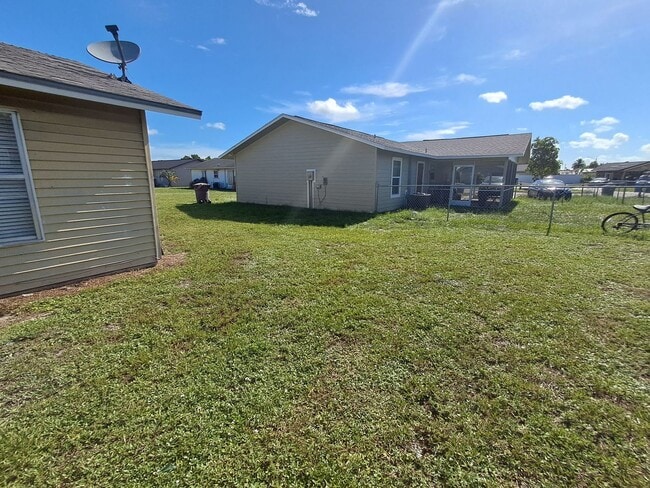 Building Photo - 1837 S Markley Ct