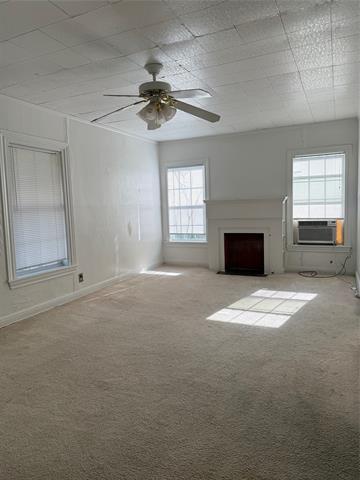 Building Photo - 1942 Lincoln Dr