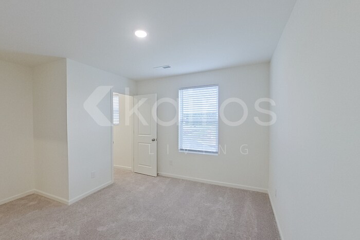 Building Photo - 7016 Peppermill Way
