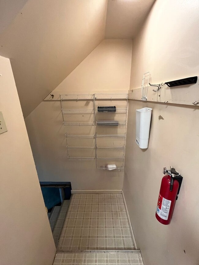 Building Photo - Charming 3-Bedroom Home in Reynoldsburg – ...