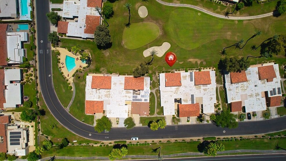 Building Photo - 14 La Ronda Dr