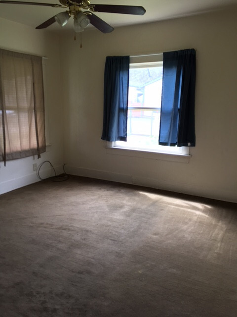 Building Photo - One Bedroom Cottage Near Yavapai College &...