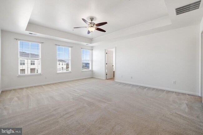 Building Photo - 25245 Laureldale Terrace