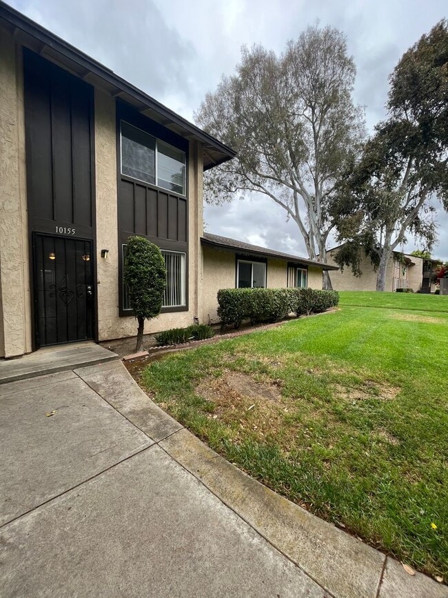 Primary Photo - Cozy 2 Bed 1 Bath Home For Rent