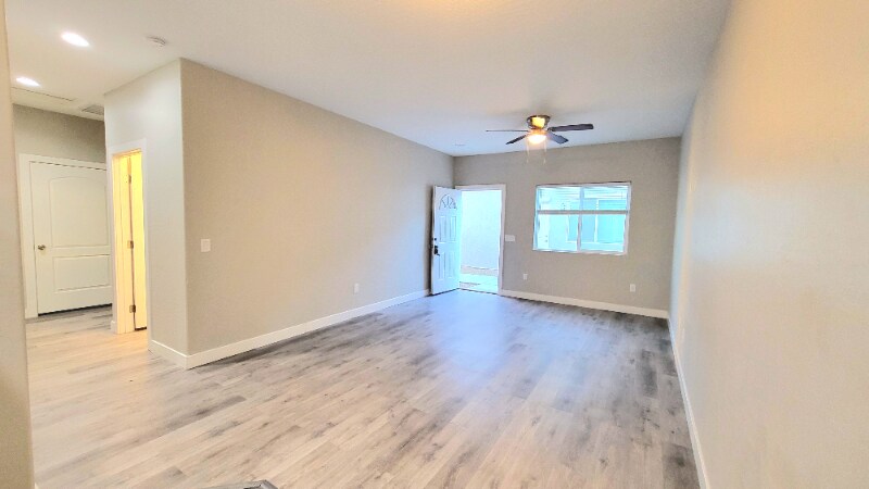 Building Photo - 620 San Lorenzo St