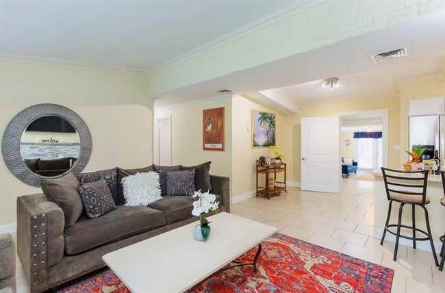 Building Photo - 279 Hach Ln