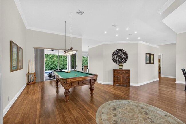 Building Photo - 13656 Carlton St