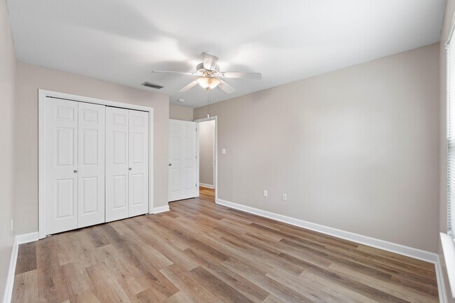 Building Photo - 42 Avery Dr