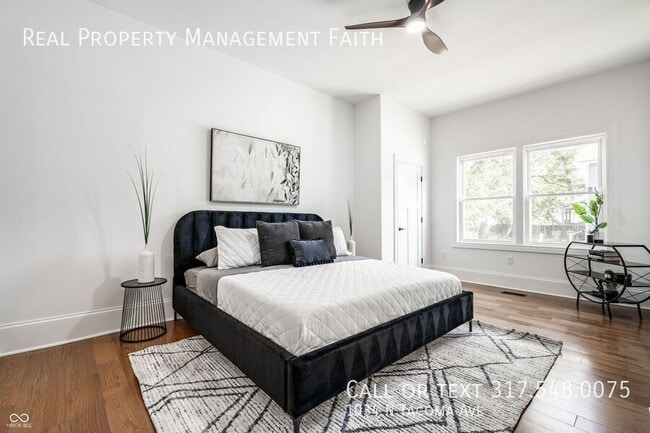 Building Photo - 1034 N Tacoma Ave