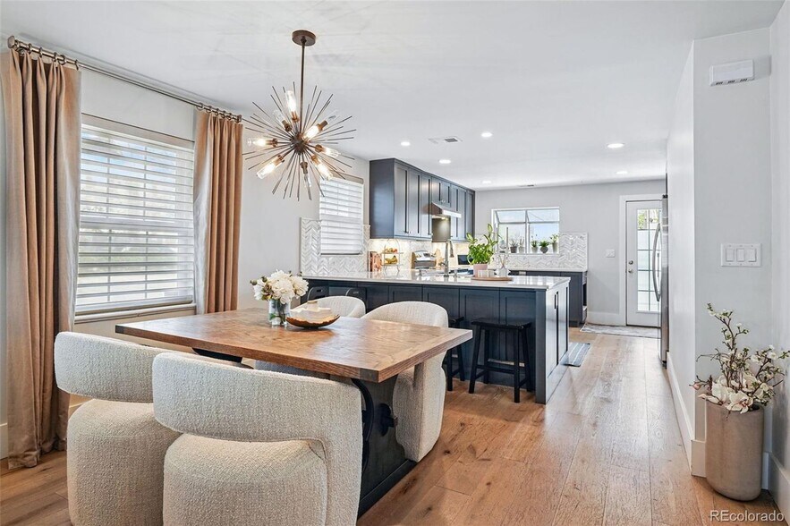 Kitchen and Dining - 796 Ivanhoe St