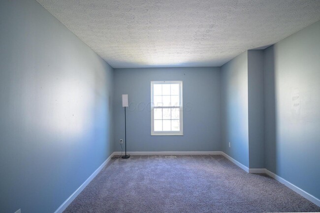 Building Photo - 961 Philadelphia Dr