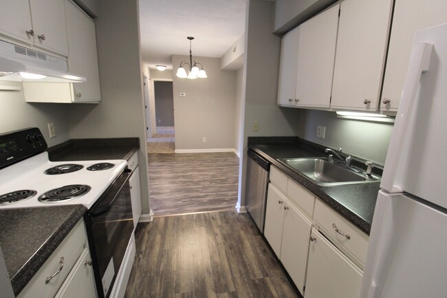 Building Photo - 3 bedroom condo for rent with great sunris...