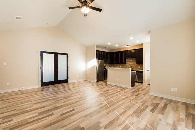 Building Photo - The Ranch at Riverside Parkway