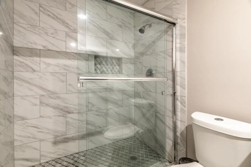 Building Photo - 463 Sprucewood Ln