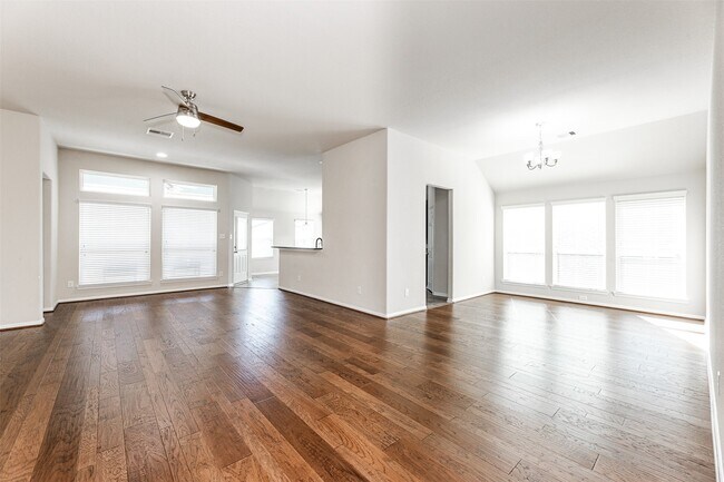 Building Photo - 18811 Calla Spring Dr