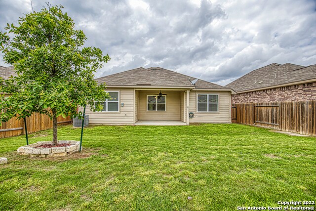 Building Photo - 7810 Creekshore Cove