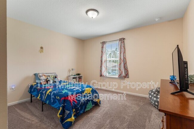 Building Photo - 2522 Lantana Ln