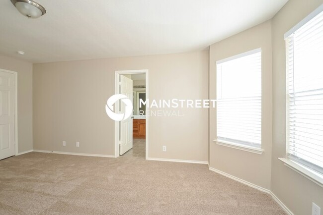 Building Photo - 3911 Blue Oak Pass