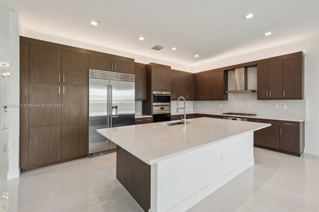 Building Photo - 13075 Feathering Wy