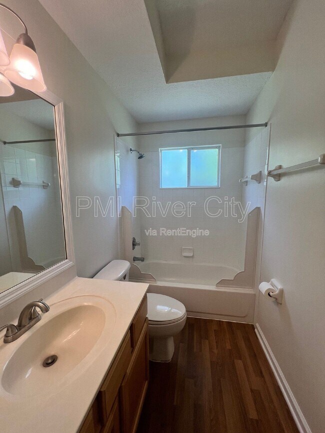 Building Photo - 2480 Ridge Will Dr