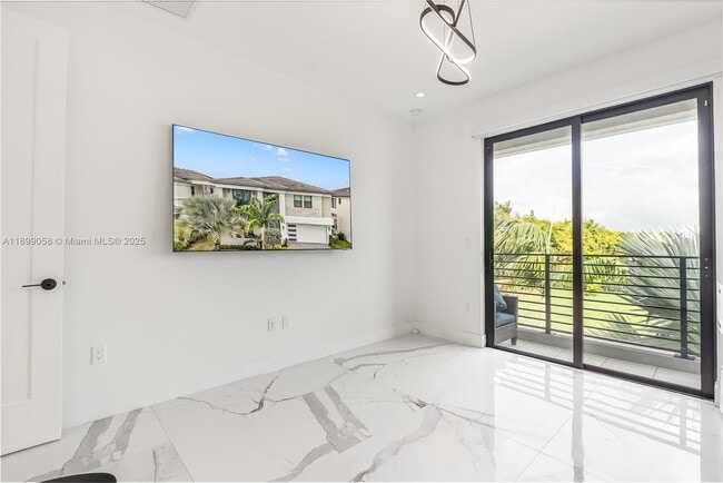 Building Photo - 17197 Teton River Rd