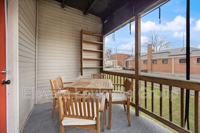 Building Photo - 915 S Shelby St