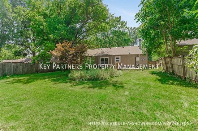 Building Photo - 7517 Rainbow Dr