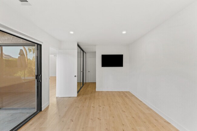 Building Photo - 48980 Wildwood Ln