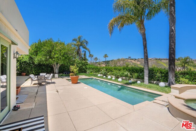 Building Photo - 24907 Marbella Ct