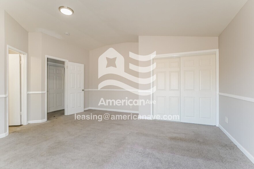 Building Photo - 2480 Redman Rd