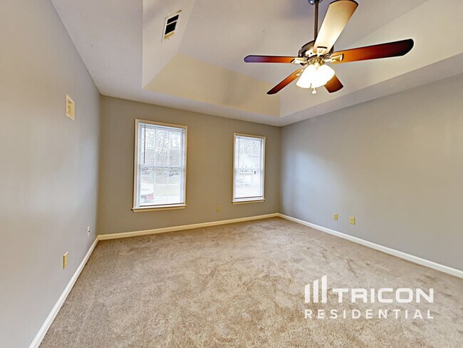 Building Photo - 5044 Rosemeade Ct
