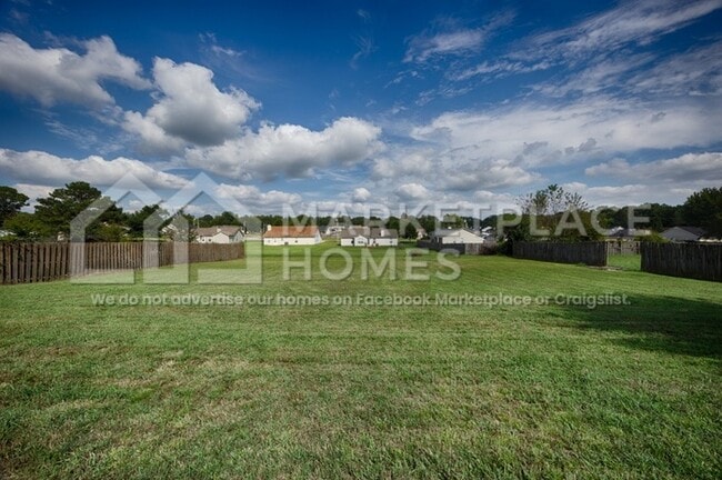 Building Photo - 111 Fox Chase Trail